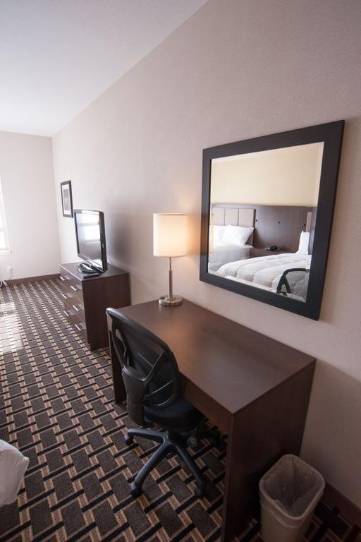 Western Star Inn & Suites Stoughton 客房 照片