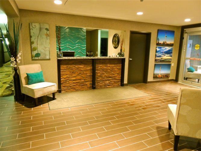 Western Star Inn & Suites Stoughton 外观 照片