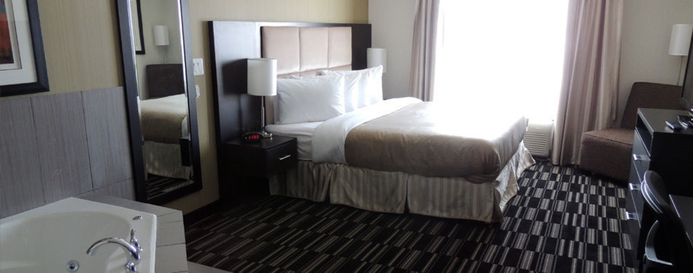 Western Star Inn & Suites Stoughton 外观 照片